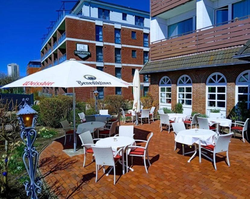Strandhotel Salty 부숨 외부 사진