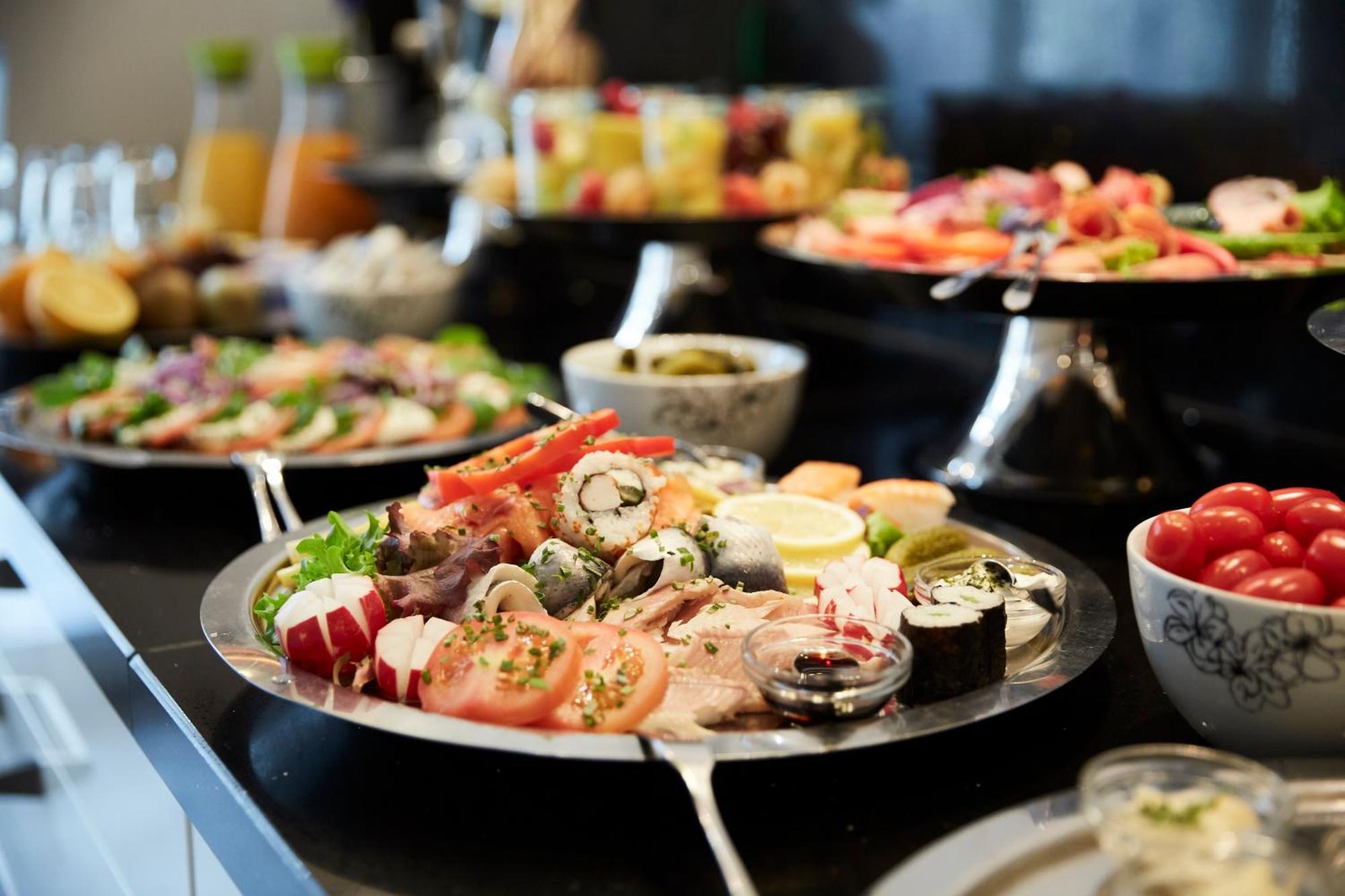 Strandhotel Salty 부숨 외부 사진