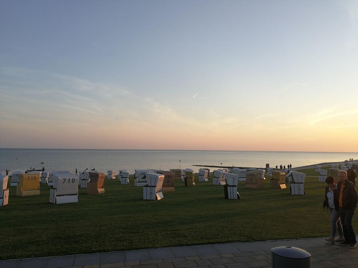 Strandhotel Salty 부숨 외부 사진